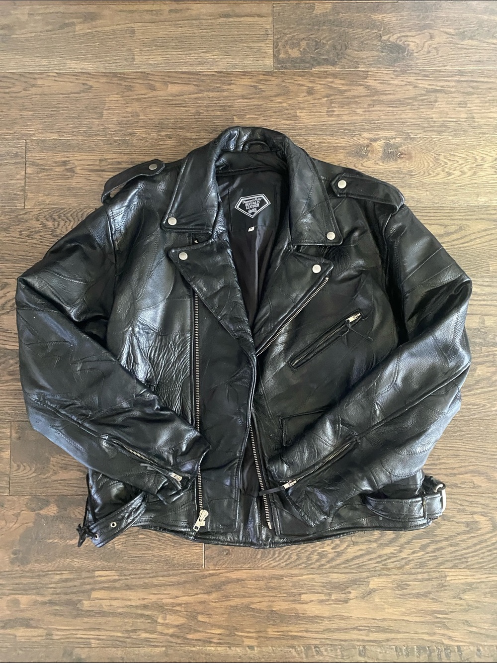 Vintage-Style Black Leather Bomber Jacket
